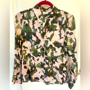 - Ecru blouse - beautiful print!